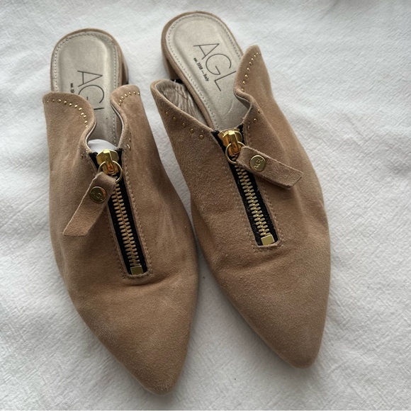 New AGL Microstudded Top Zip Suede Mule in Tan - Picture 3 of 12